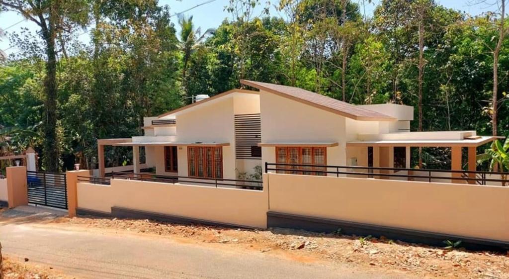 El edificio en el que está la villa