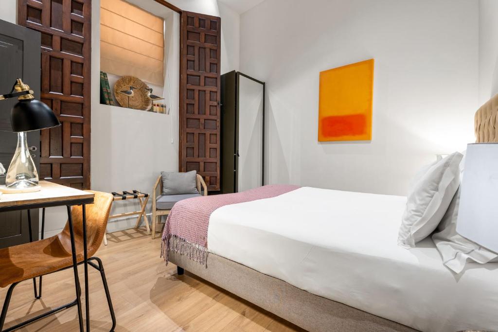 
Double or Twin Room with Interior View
