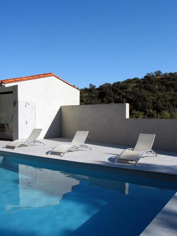 Bazén v ubytování Le Relais Des Chartreuses nebo v jeho okolí