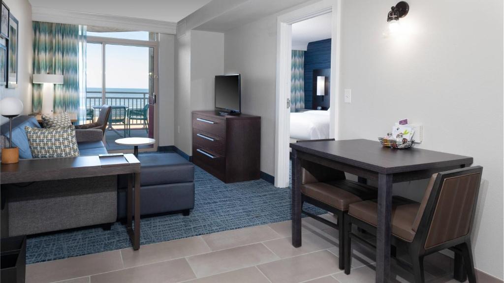 Residence Inn By Marriott Virginia Beach Oceanfront photo