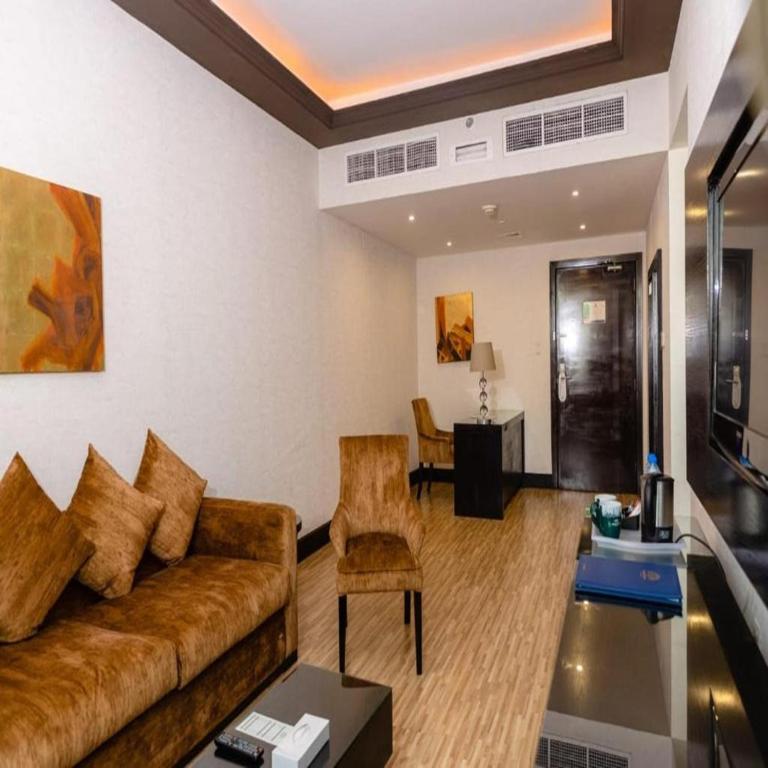 Sunday Mangrove Corniche Hotel, Ras Al Khaimah - Resim 11