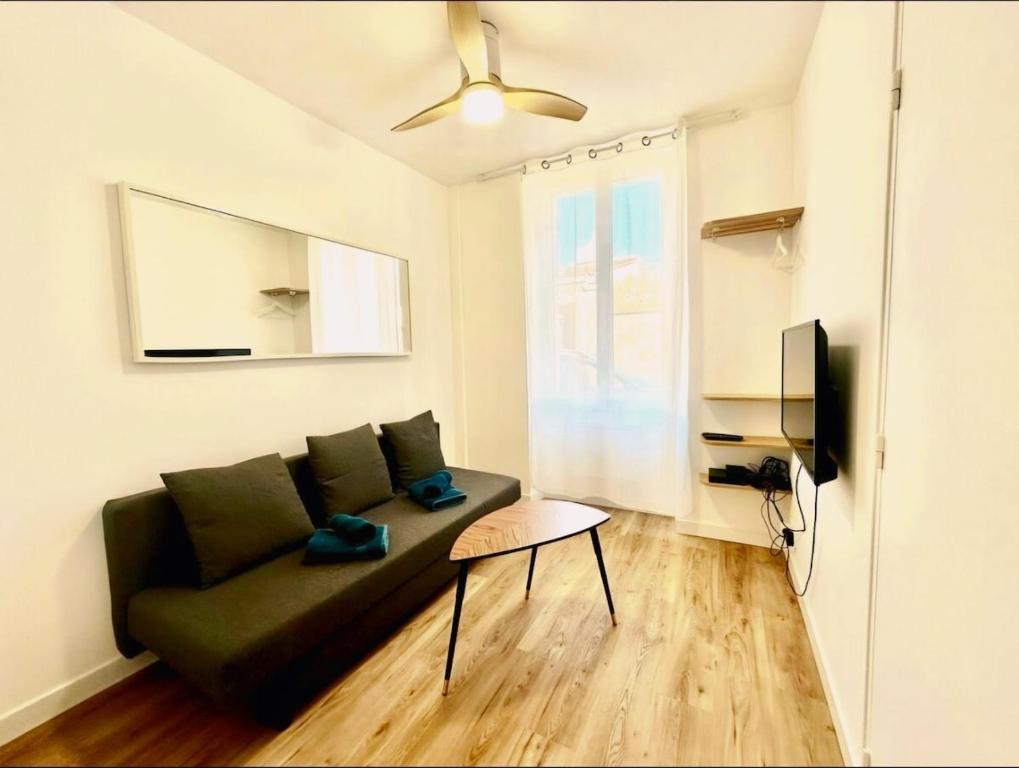 Studio Bordeaux Centre proche Victoire