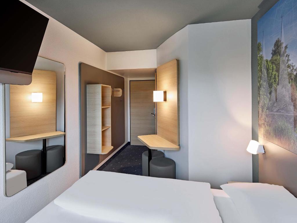 B&B HOTEL Köln-Porz - Resim 10