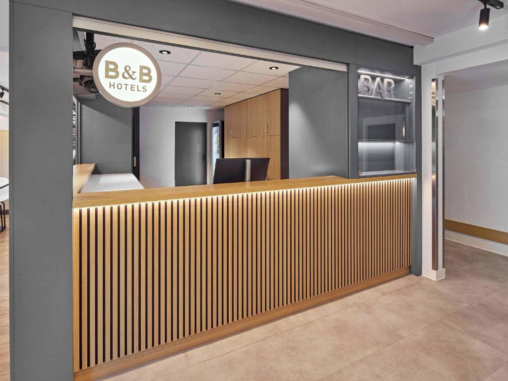 B&B HOTEL Köln-Porz - Resim 19