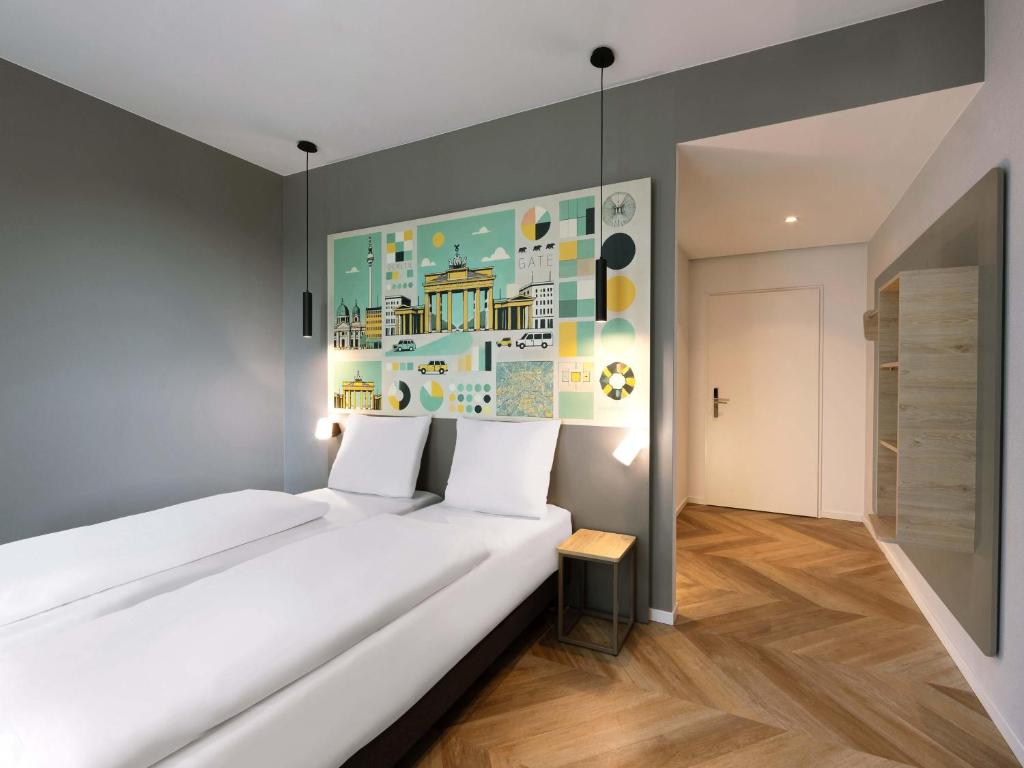 B&B HOTEL Berlin Airport-Nord - Resim 23