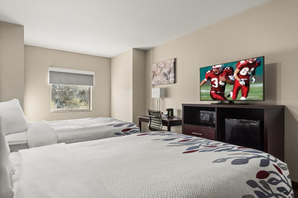 Red Roof Inn Baton Rouge - Superior Room With Two Double Beds Non-Smoking