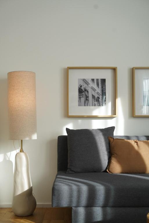 Quiet design apartment with free parking