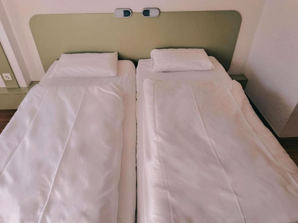 ibis budget Berlin Ost - Resim 10