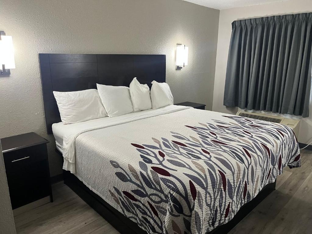 Red Roof Inn Kimball, TN I-24 - 