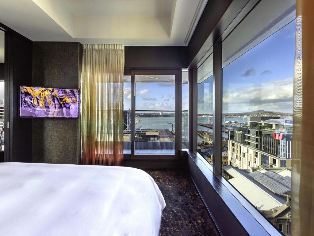 SO/ Auckland - Resim 7