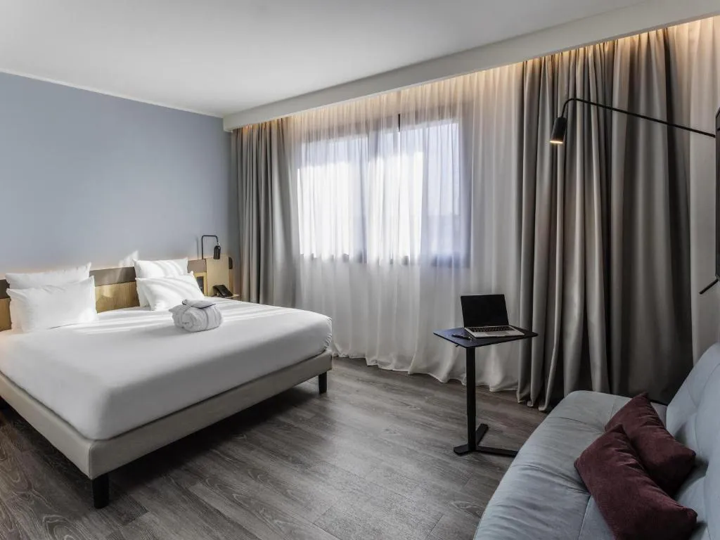 The 10 best hotels with pools in Parma, Italy | Booking.com, image size:1024x768