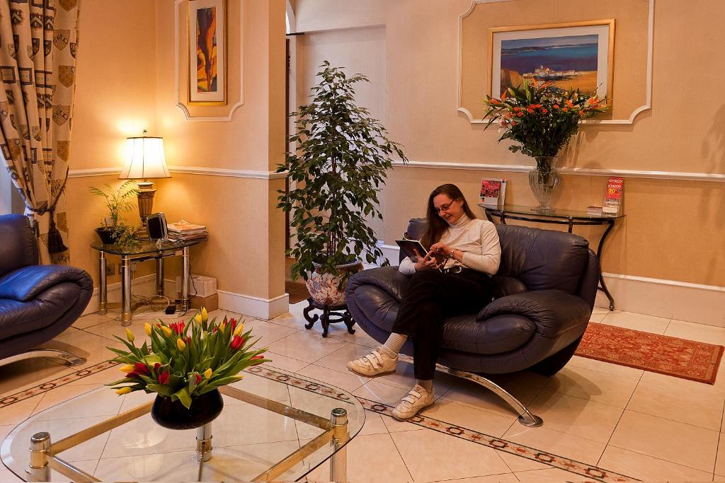 Avon Hotel - Resim 8