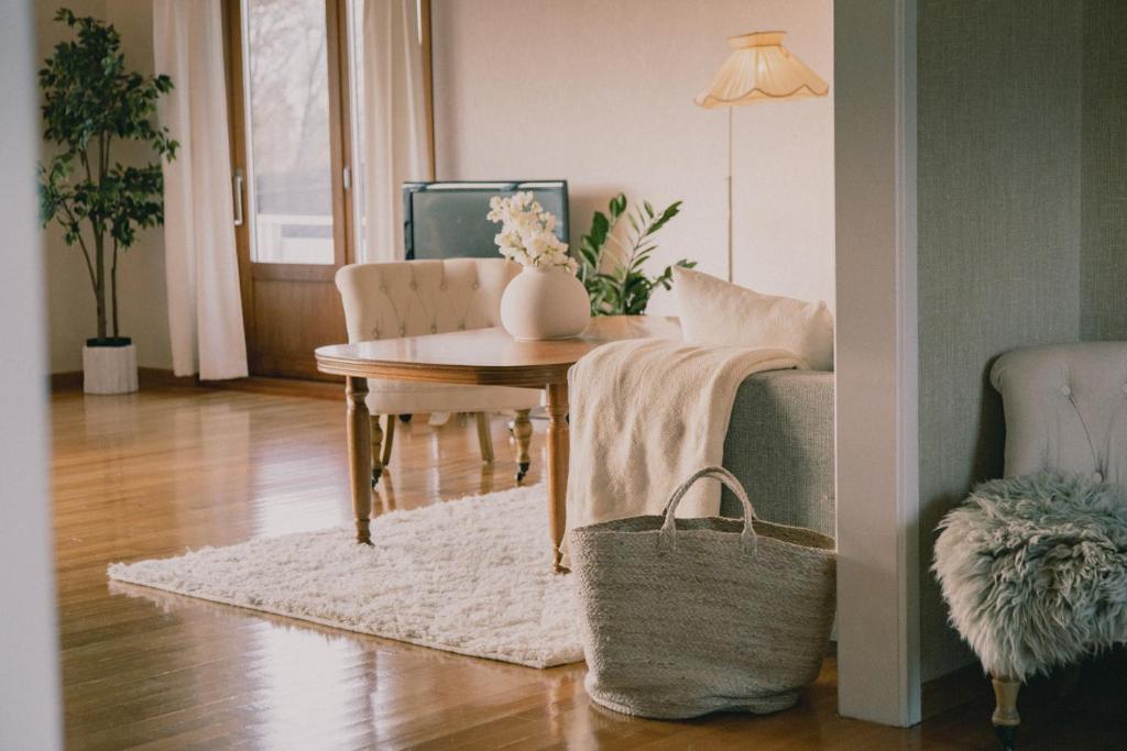 Χώρος καθιστικού στο Nature stay, near the city