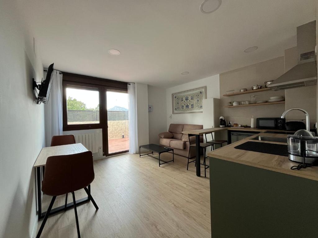 Tres Olivos - Appartement Met 1 Slaapkamer En Terras