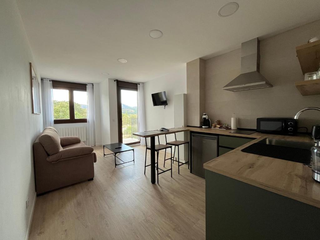 Tres Olivos - Appartement Met 1 Slaapkamer En Balkon