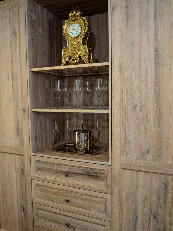 Lovelace Suites by Threads of Time Hotel Bruges - Resim 12