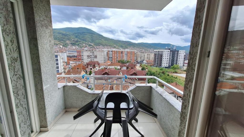 Prizren de Dağ Manzaralı 4 Kişilik Konforlu Daire