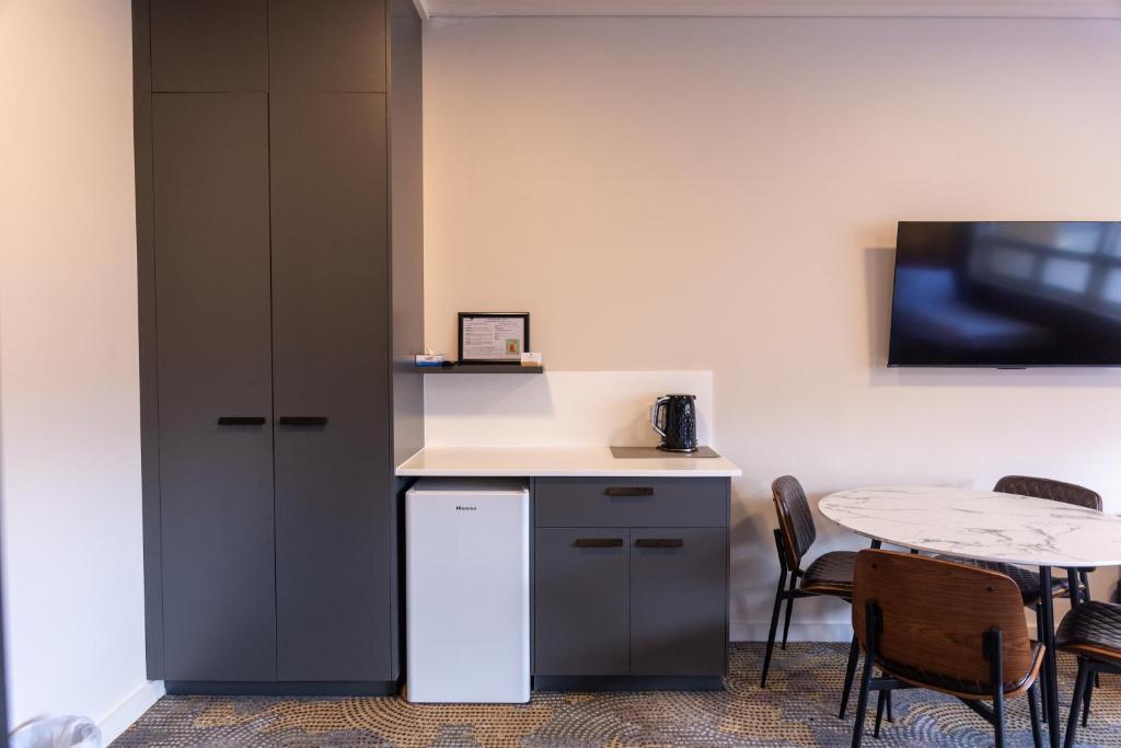 Black Buffalo - Resim 12