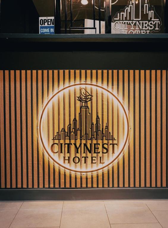 Hotel CityNest Hotel, a sign on the door of a chinese restaurant at CityNest Hotel in New York