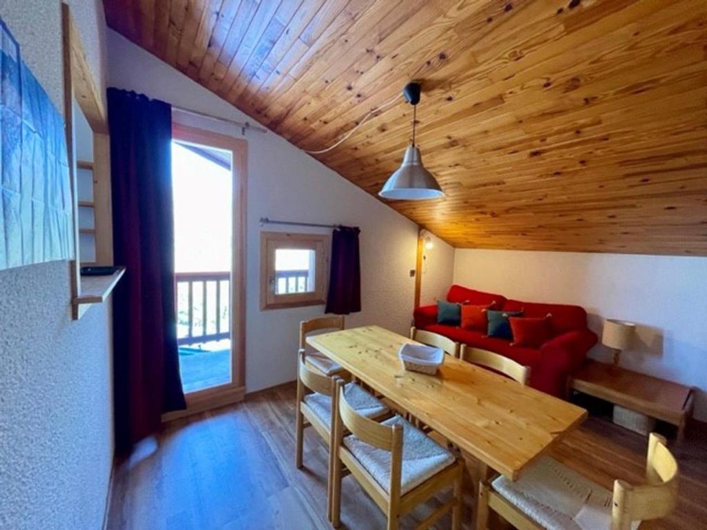 Chaleureux appartement proche télécabine à La Plagne