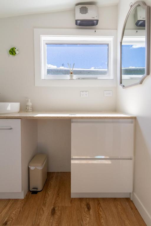 Wai Marino Cottage - Marine Parade, sleeps 5 - Resim 10