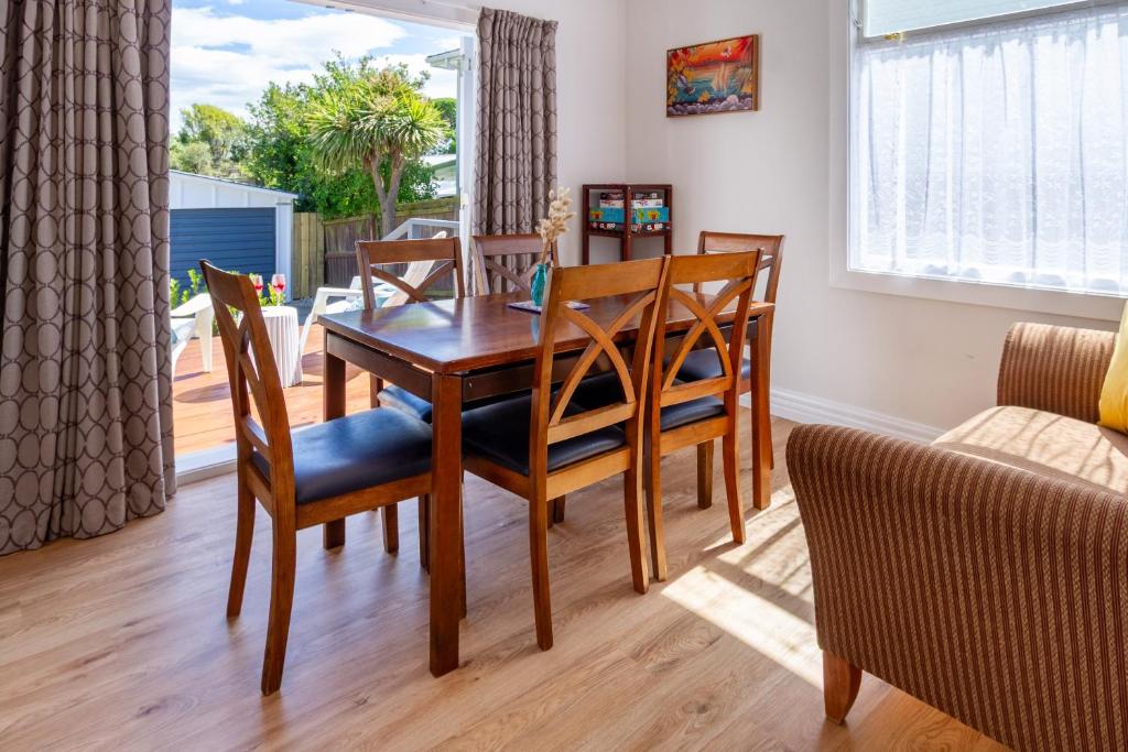 Wai Marino Cottage - Marine Parade, sleeps 5 - Resim 22