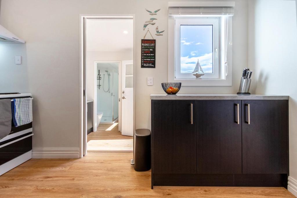 Wai Marino Cottage - Marine Parade, sleeps 5 - Resim 42