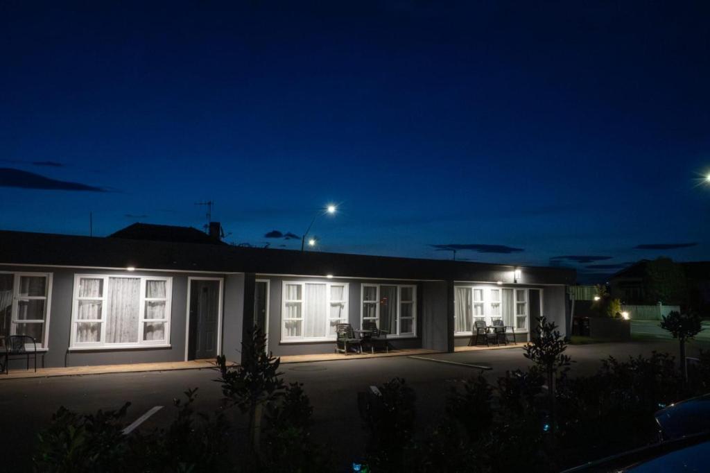 Frimley Lodge Motel - with Airport Shuttle service- Best Location in Town - Resim 42