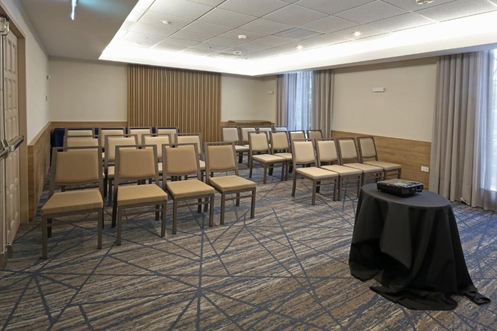 Holiday Inn Express Monterrey Galerias-San Jeronimo by IHG photo