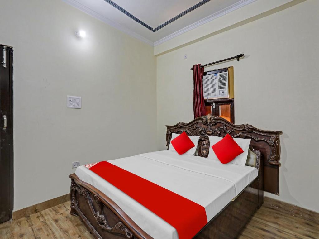 Fotografie z fotogalerie ubytování Hotel O Ashray Hotel v destinaci Ghaziabád