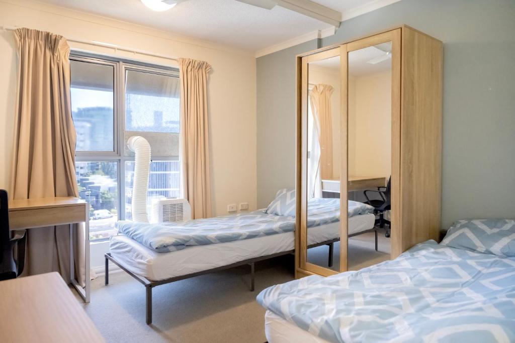 Shafston Service Apartment - Resim 8