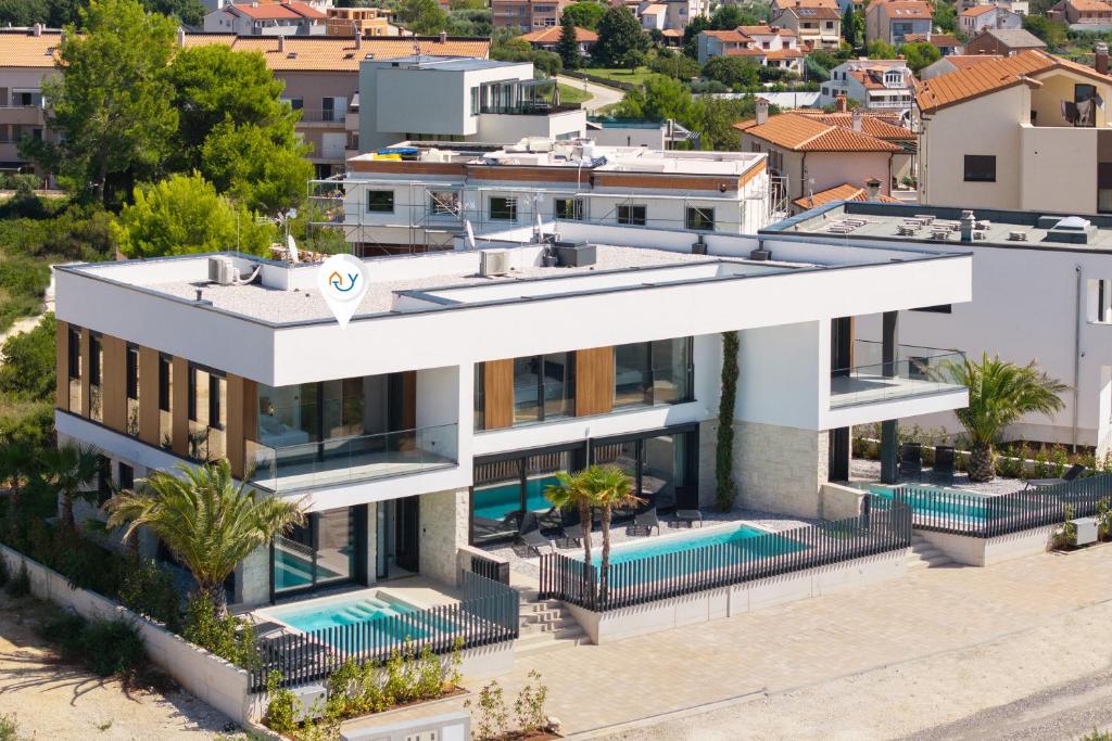 Mukalba Palm Villas with Private Pool