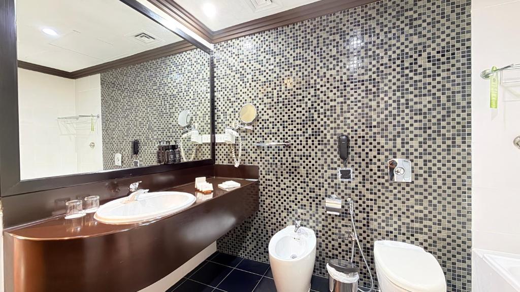 Sunday Mangrove Corniche Hotel, Ras Al Khaimah - Resim 38