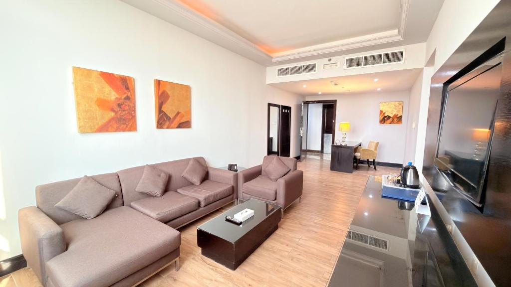 Sunday Mangrove Corniche Hotel, Ras Al Khaimah - Resim 44