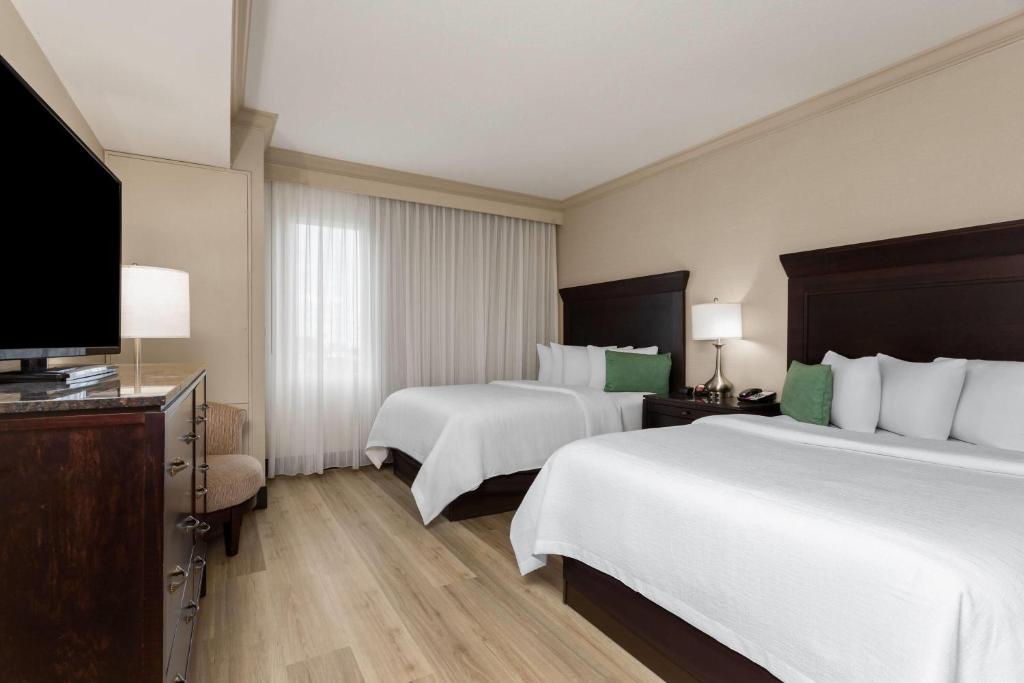 Hawthorn Extended Stay by Wyndham West Palm Beach - 