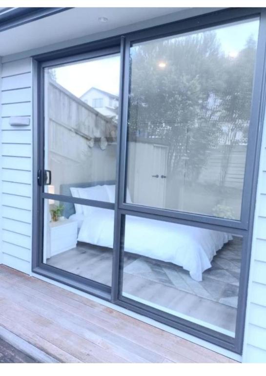 Long Bay Breeze Ensuite