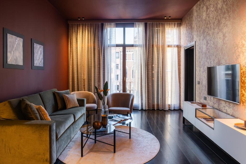 
Two-Bedroom Apartment with View
