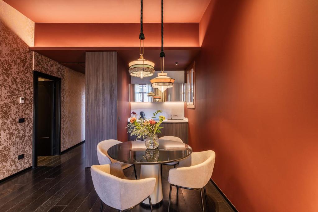 Palazzo Rota Luxury Apartments - Resim 12