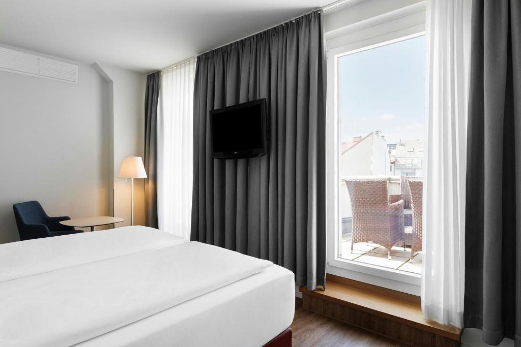 Four Points Flex by Sheraton Vienna Hauptbahnhof - Resim 13