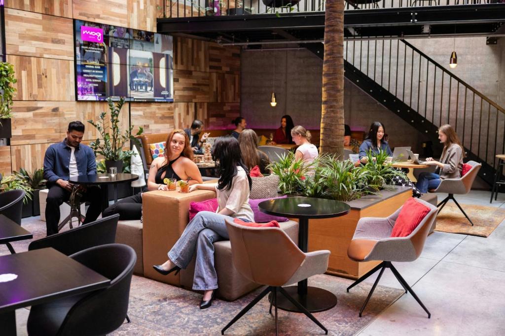 Moxy Brussels City Center - Resim 5