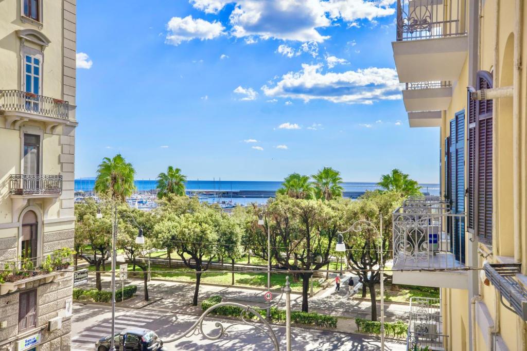 Cảnh biển hoặc tầm nhìn ra biển từ căn hộ