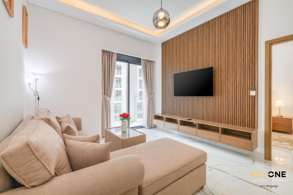 Splendour Living 1BR at Azizi Riviera, Dubai (updated prices 2026)