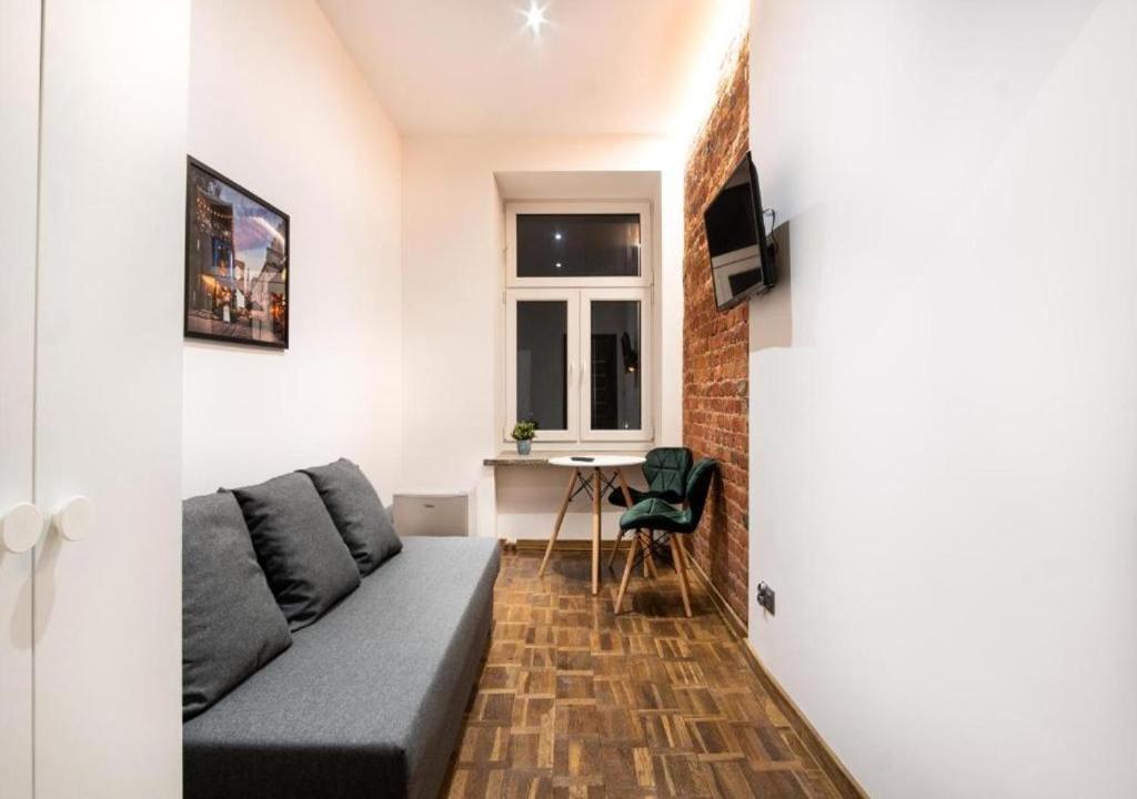 Dream Aparts - pokoje blisko dworca Lódz Fabryczna - Resim 17