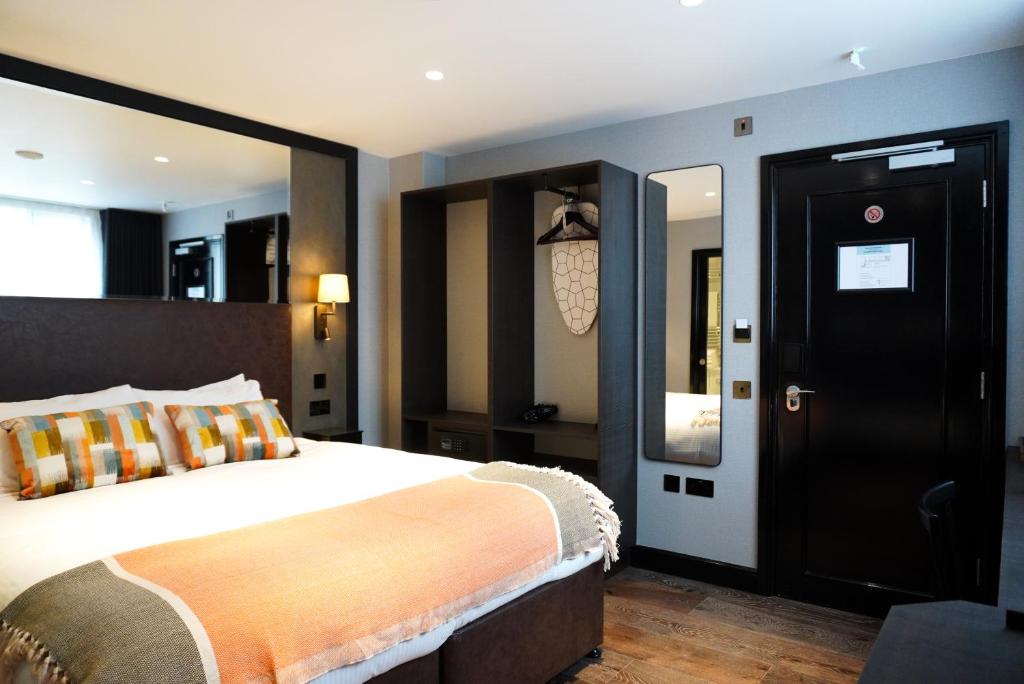 The Camden Town Hotel - Resim 39