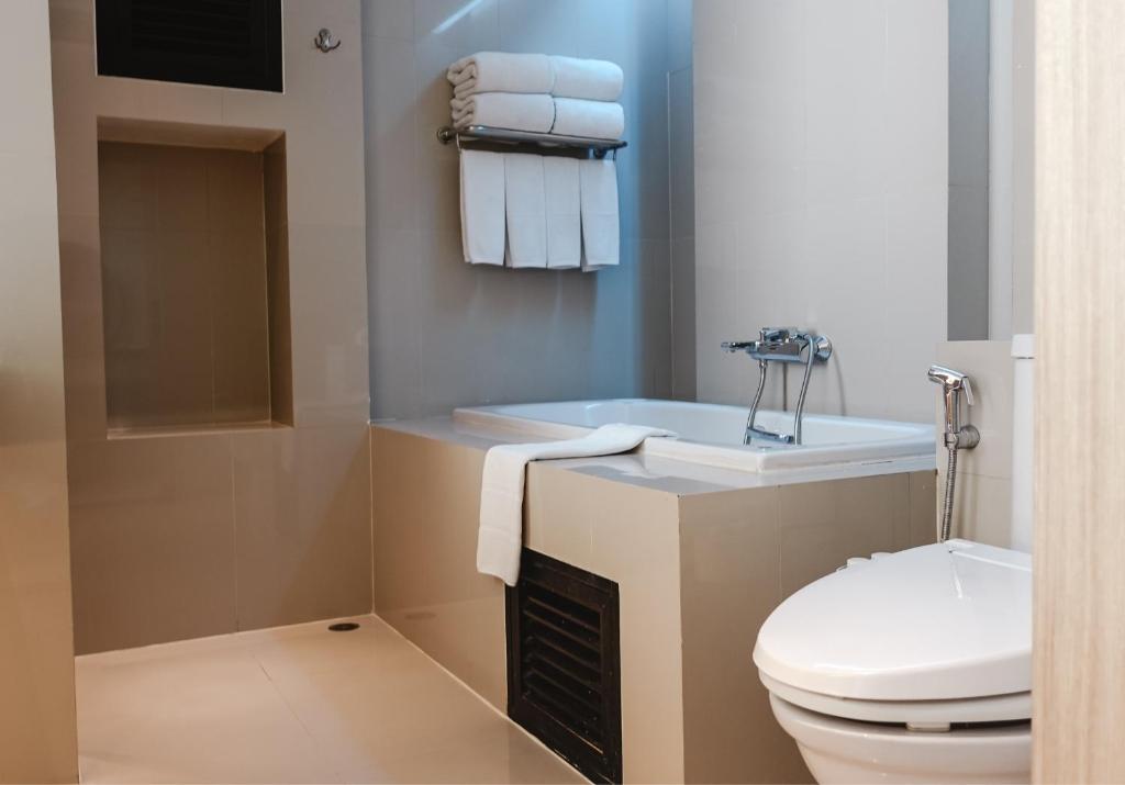 The Lantern Resorts Patong - SHA Extra Plus - Resim 7