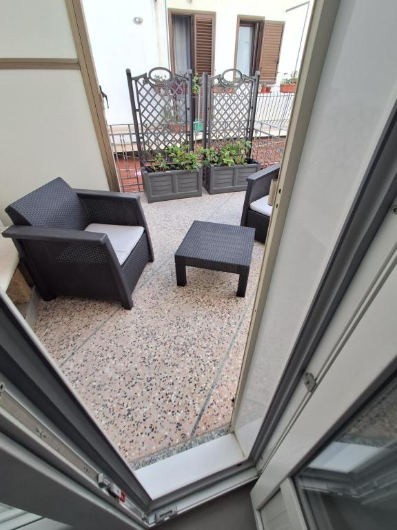 Sotto Castello Living Room - 4