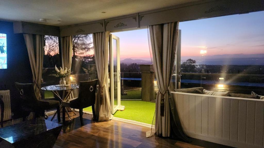 Balkón nebo terasa v ubytování Fa'side Lodge