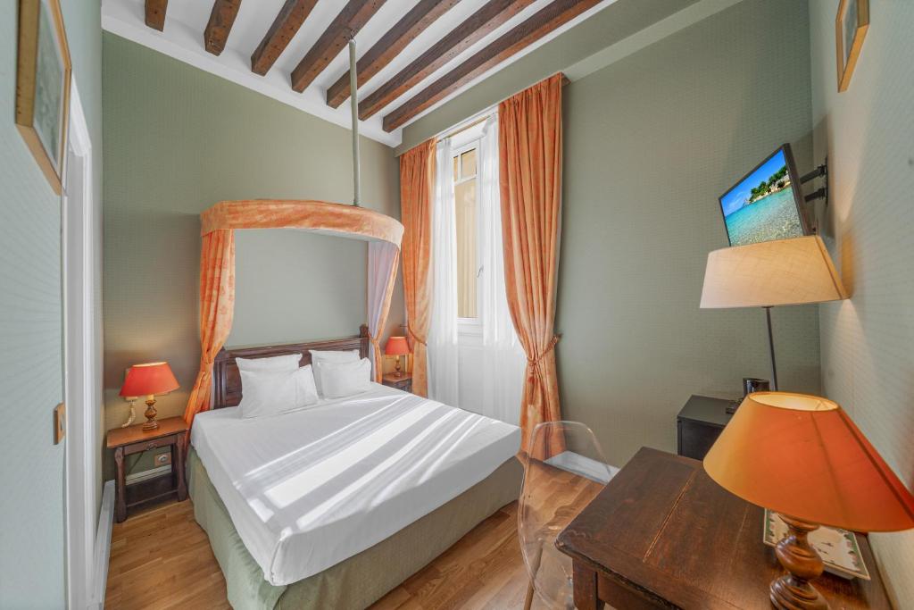 Hotel de la Bretonnerie - Resim 16