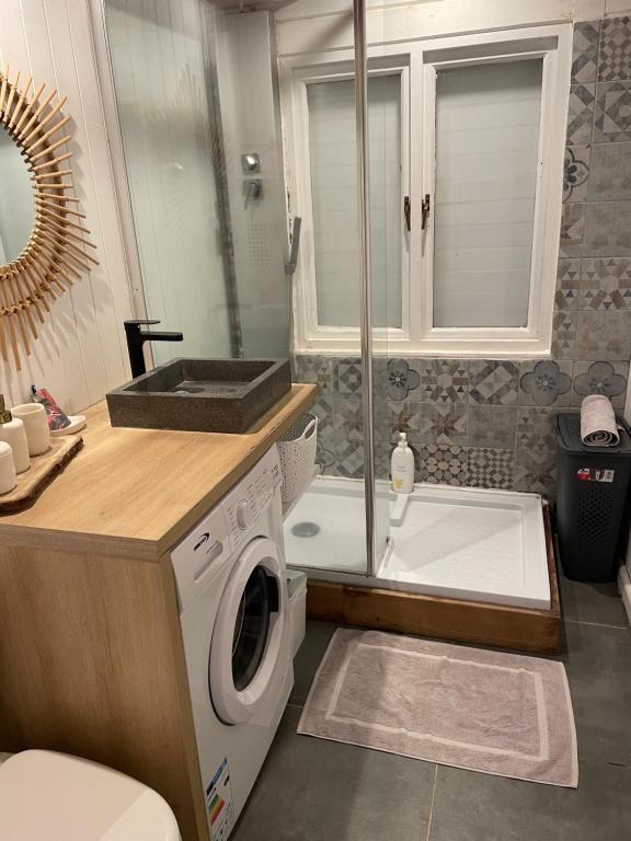 Ένα μπάνιο στο Le Lodge BelAir