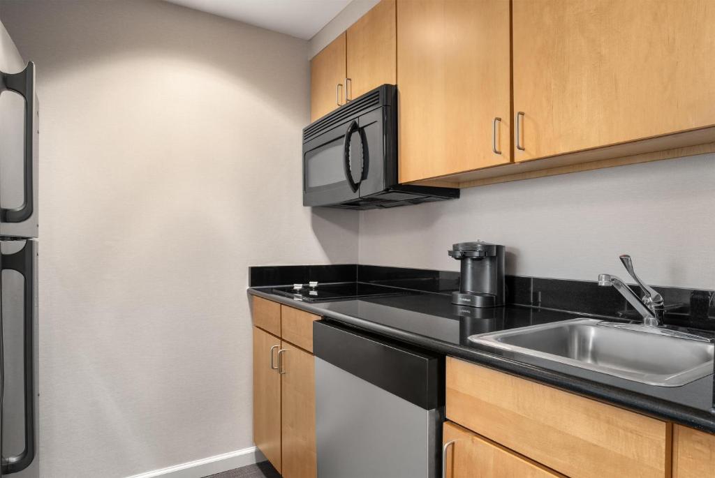 Homewood Suites by Hilton Newtown - Langhorne, PA photo